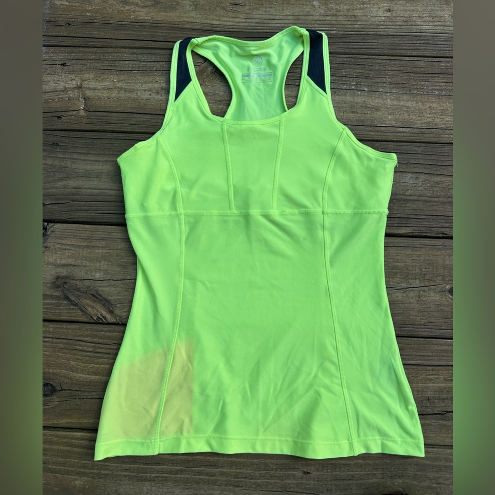 Mondetta Athletic top, size M